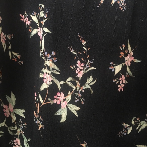 AEO floral wrap skirt - Picture 3 of 5